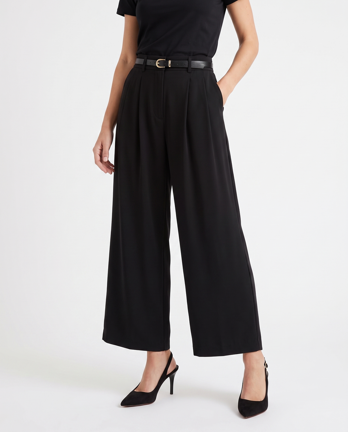 Wide-leg trousers with pleats and belt - Black
