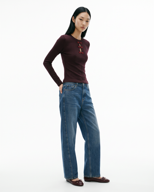 Long sleeve top with keyhole opening and frog fastenings - Red