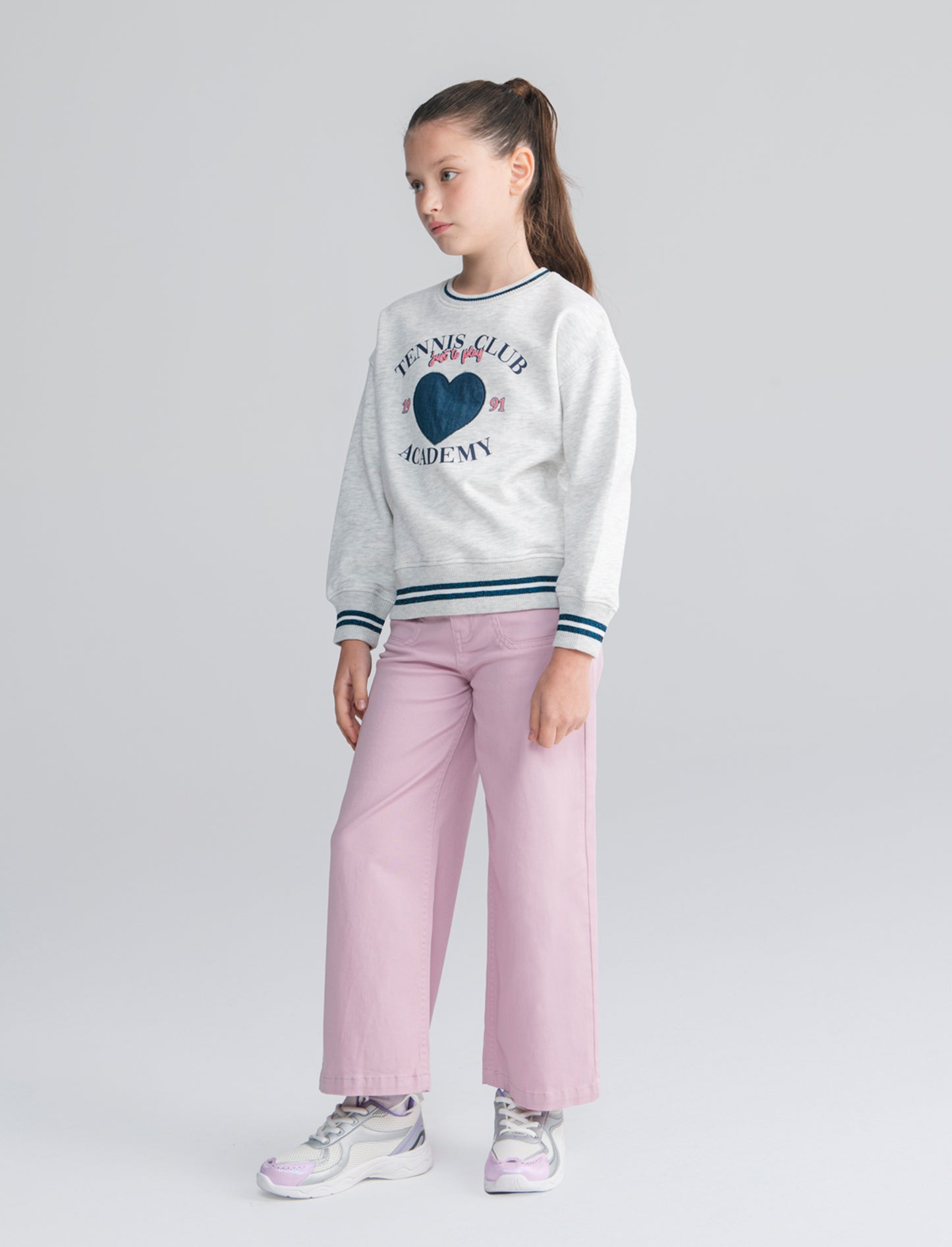 Felpa girocollo con patch denim per bimba - Grigio mel.