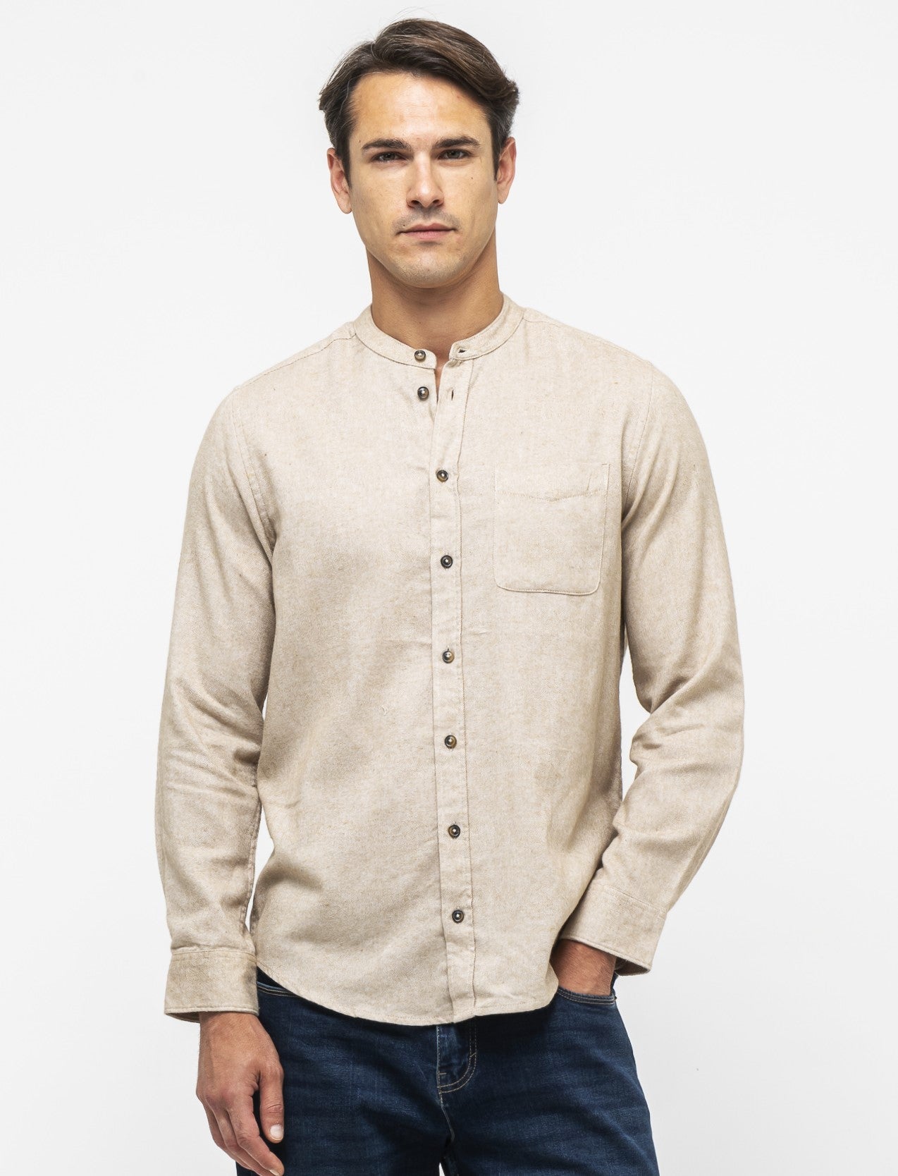 Camicia regular fit in tessuto flanella collo coreano - Beige