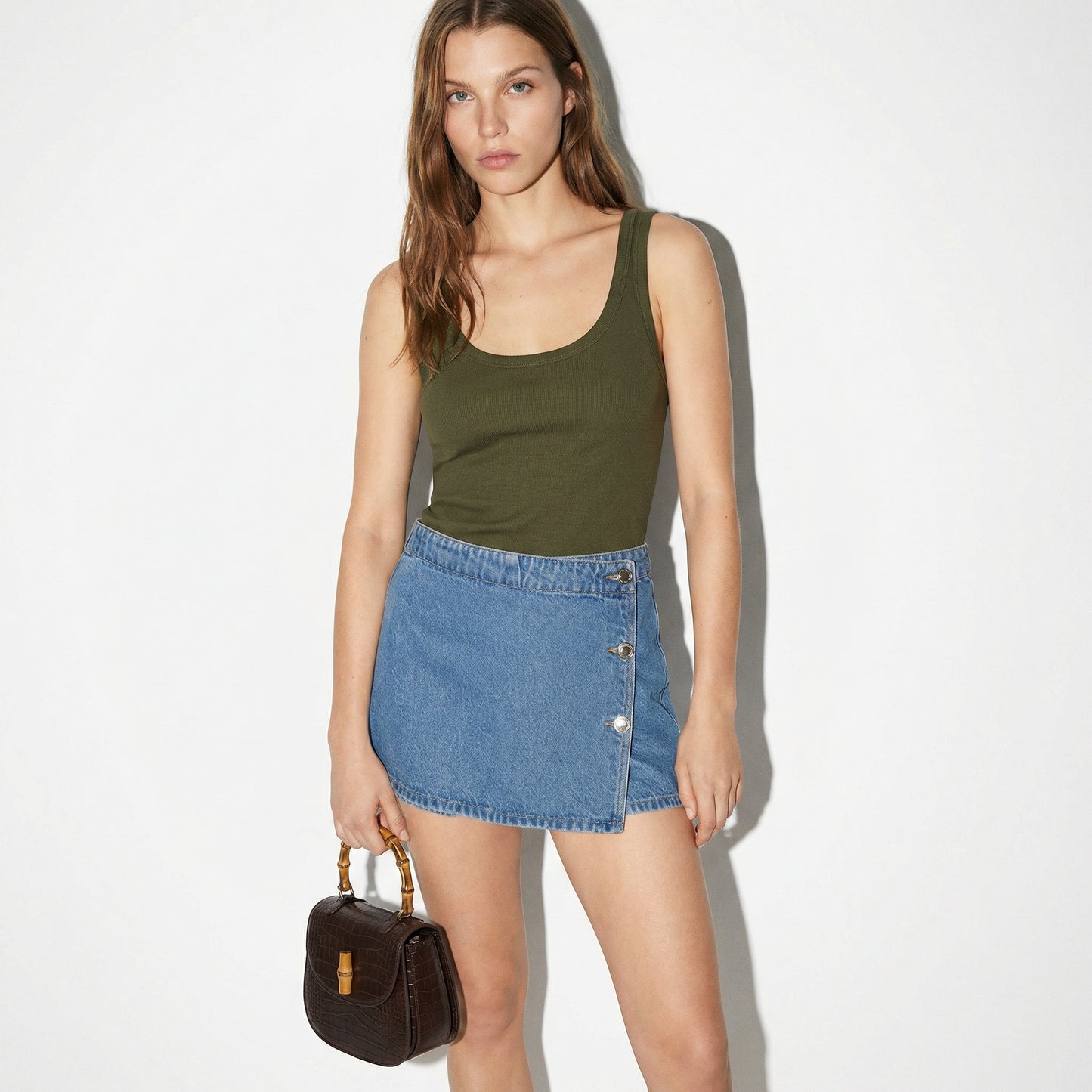 Short in cotone asimmetrico con tasche - Denim