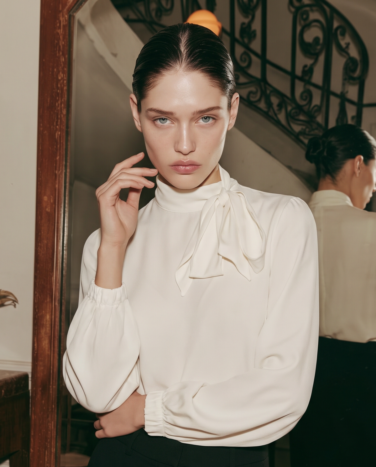 Blusa palloncino con sciarpa - Bianco latte