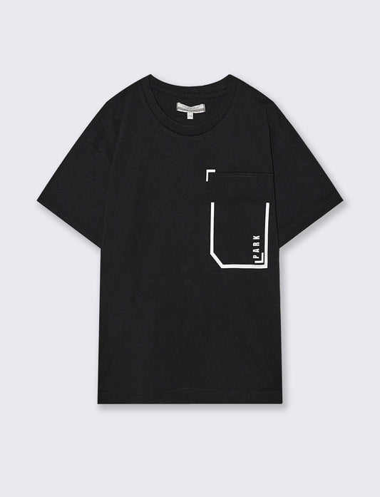 T-shirt in cotone con tasca e stampa - Nero