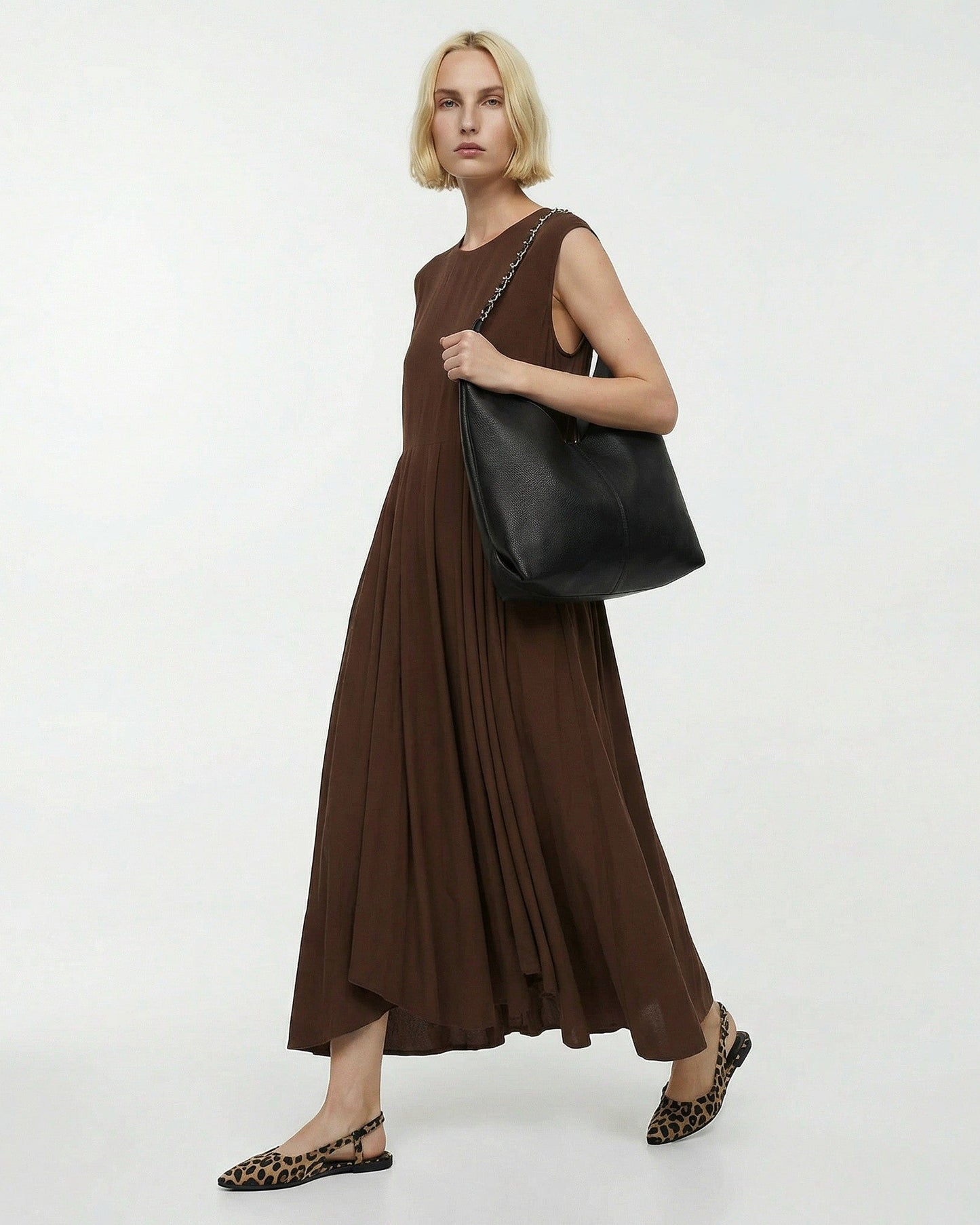 Vestito lungo con scollo rotondo e coulisse - Marrone cioccolato