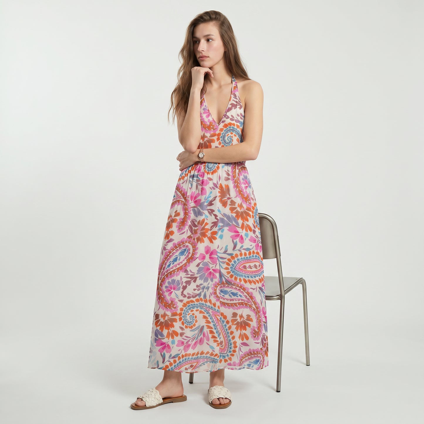 Vestito lungo con scollo a V e spacchi - var 2