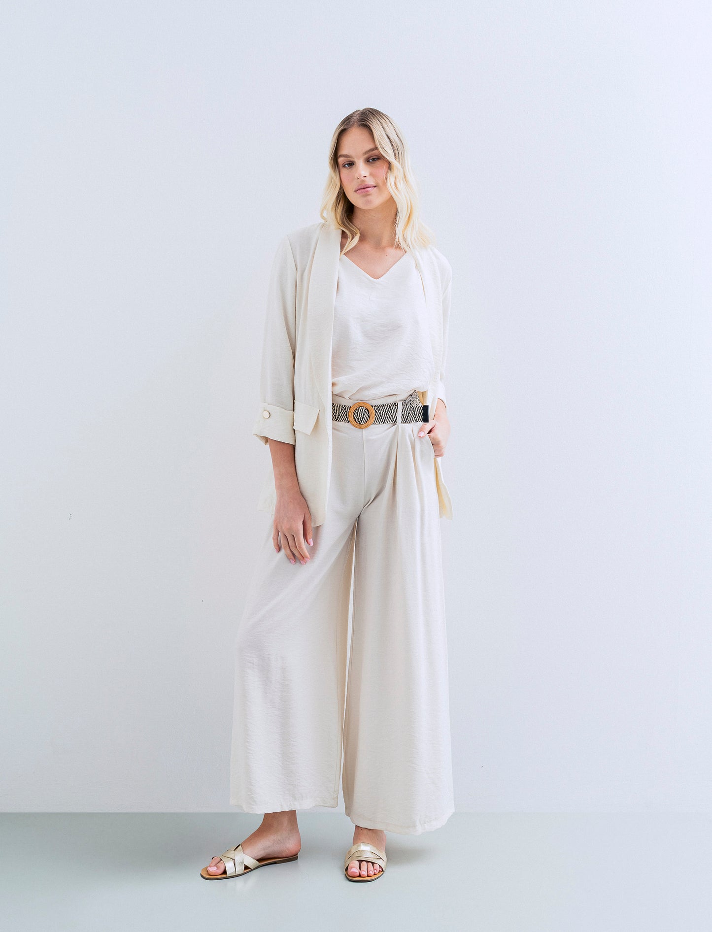 Pantalone a palazzo con cintura - Sabbia