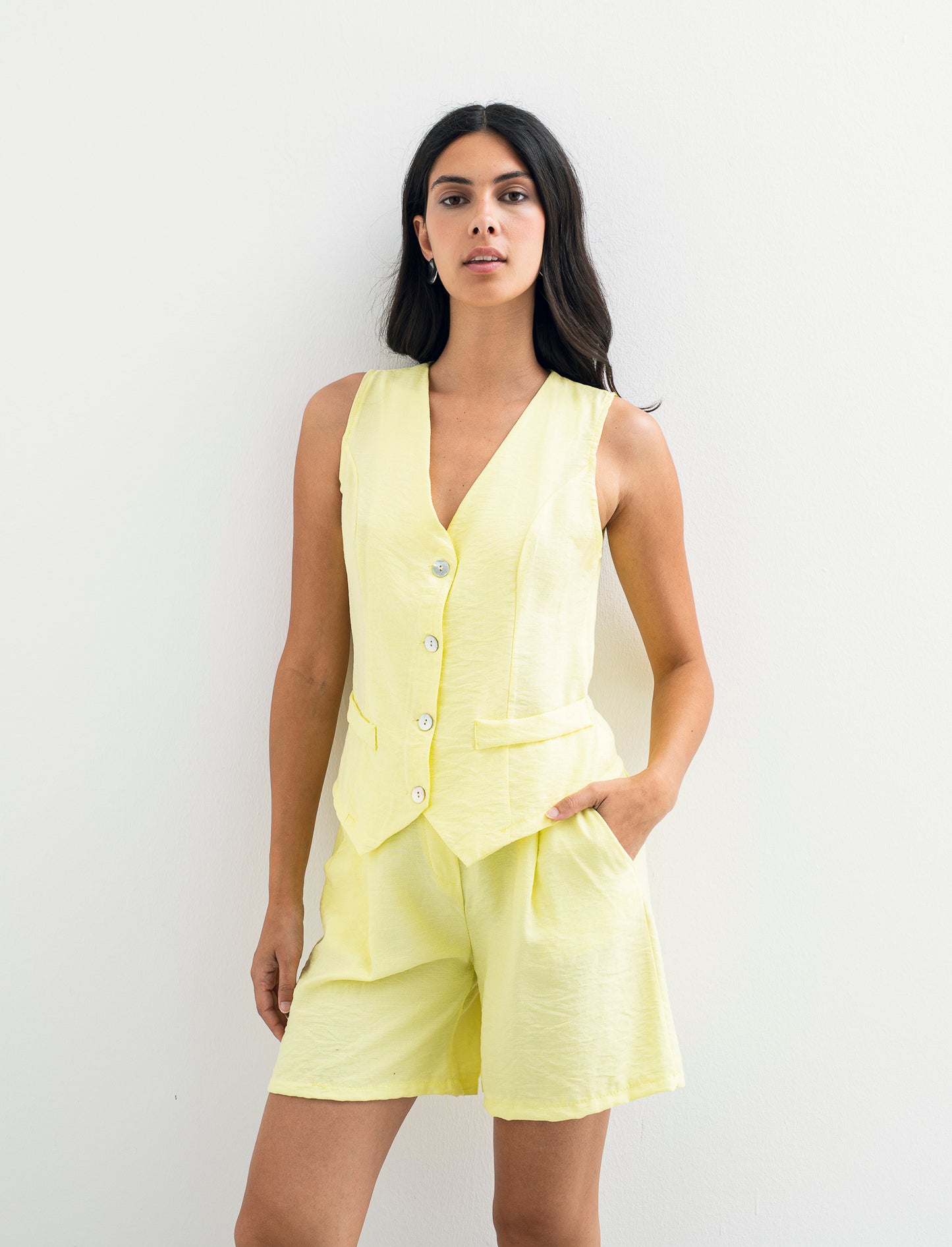 Gilet con bottoni in viscosa - Giallo