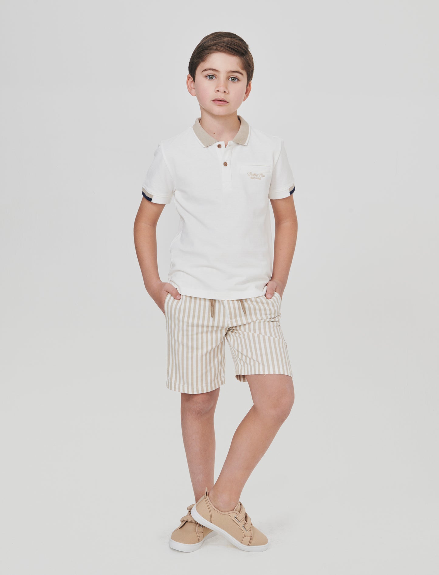 Polo in piquet con taschino elegante - Bianco latte