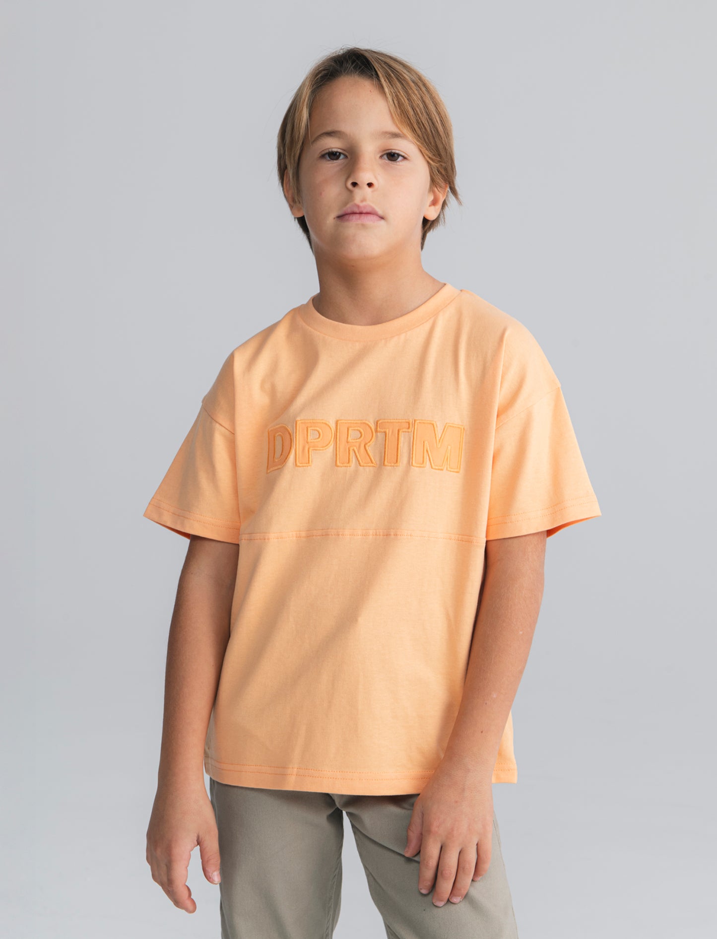 T-shirt loose in cotone estiva e trendy - Pesca