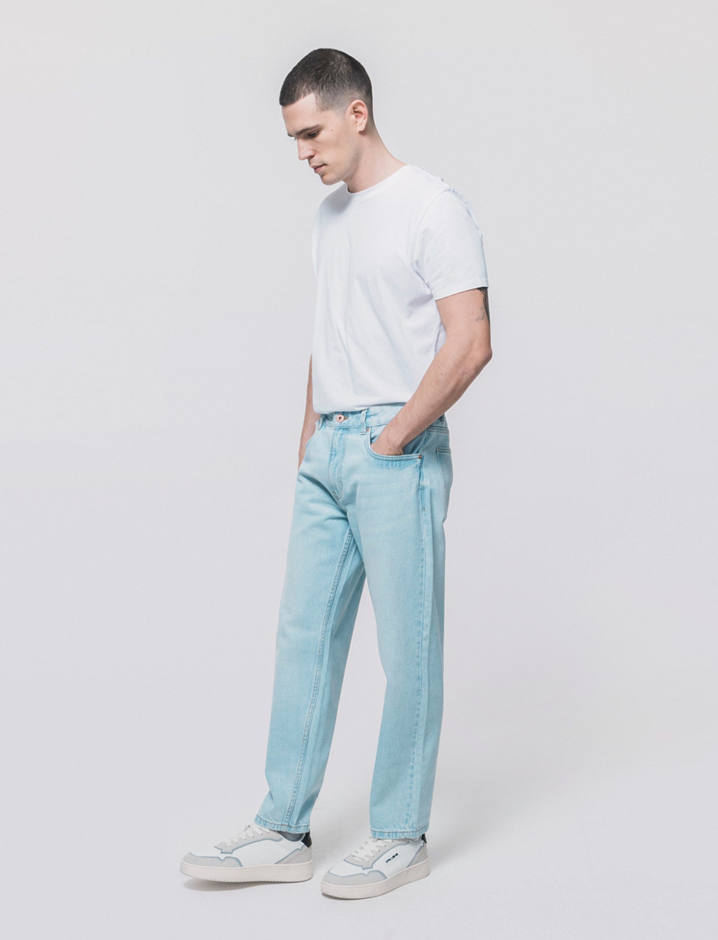 Light Blue Distressed Straight Fit Jeans - Blue