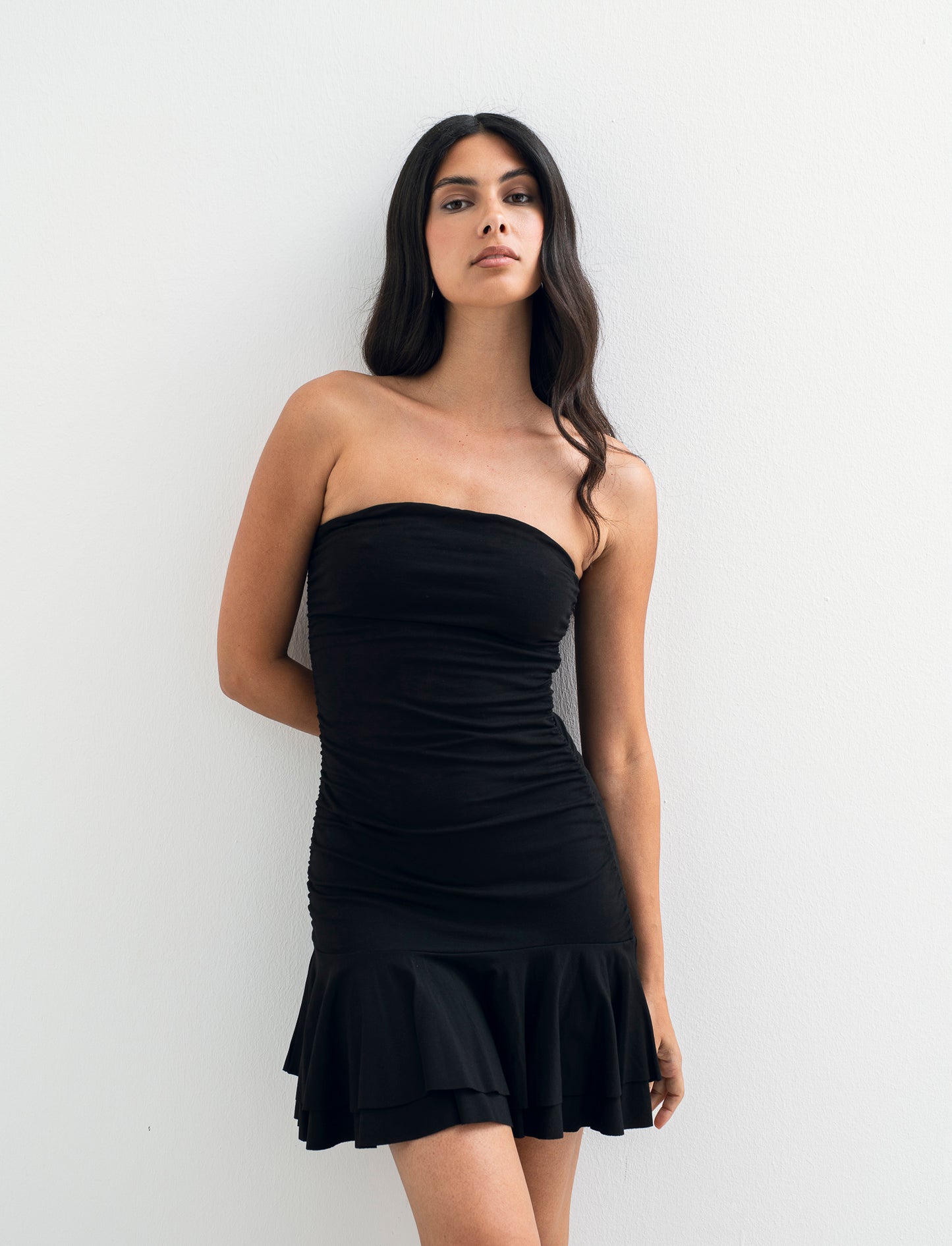Vestito mini con volant - Nero