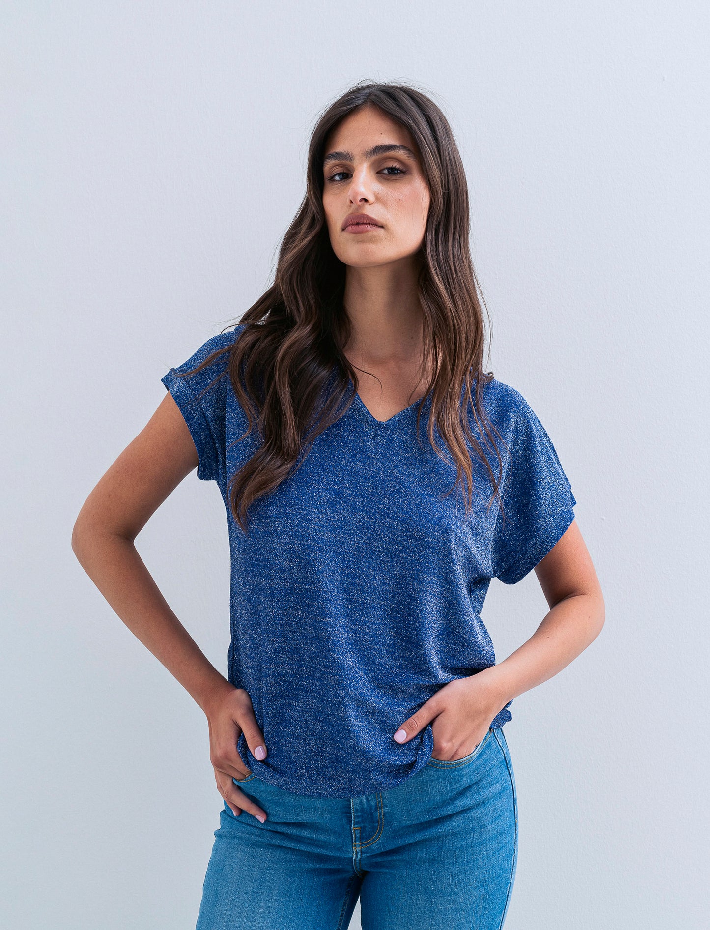 TSHIRT IN TESSUTO LUREX CON SCOLLO A V - Blu
