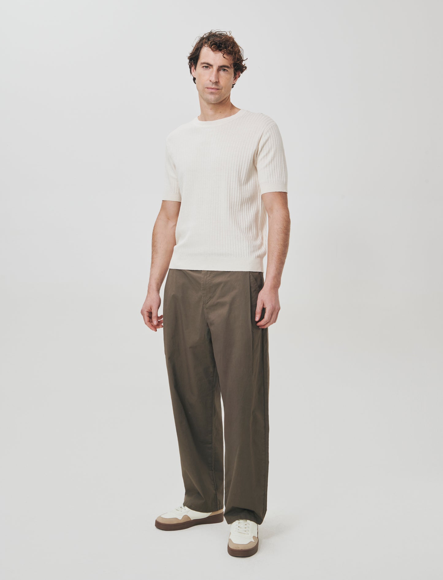 T-shirt girocollo in maglia a coste - Beige ecru