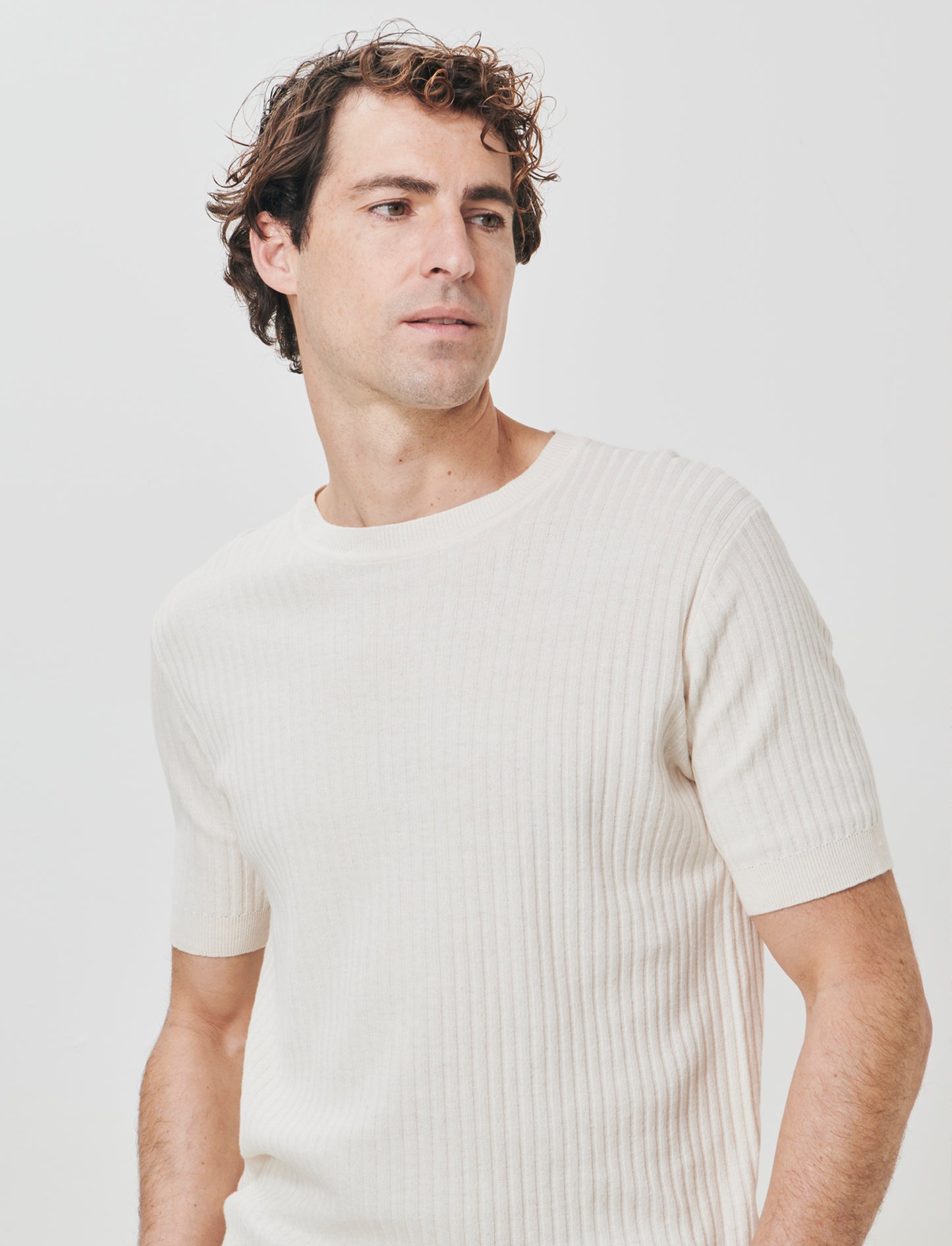 T-shirt girocollo in maglia a coste - Beige ecru