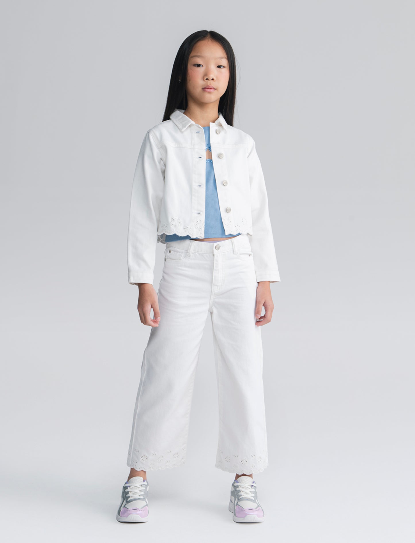 Giubbino in twill con ricamo traforato - Bianco latte
