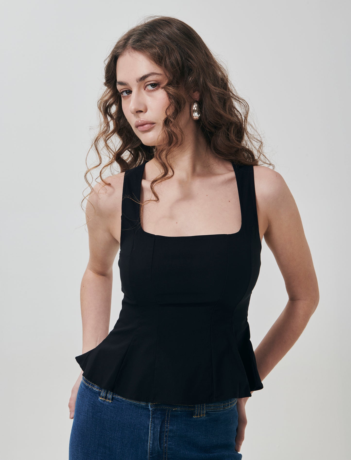 Top con scollo quadrato e zip - Nero
