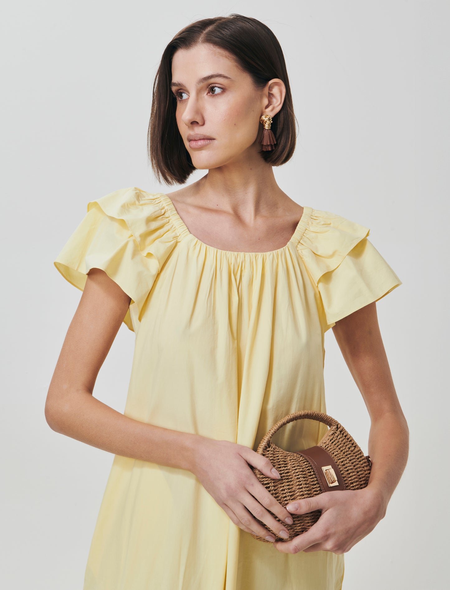 Vestito lungo svasato con scollo quadrato - Giallo pastello