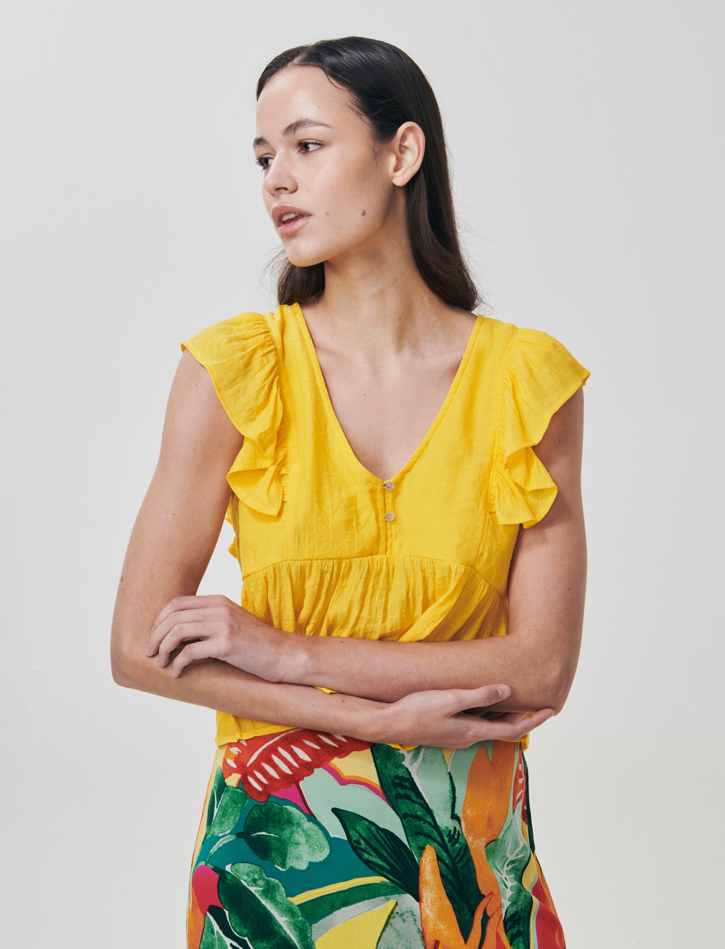 Top con Rouches e Scollo a V Sagomato - Giallo limone