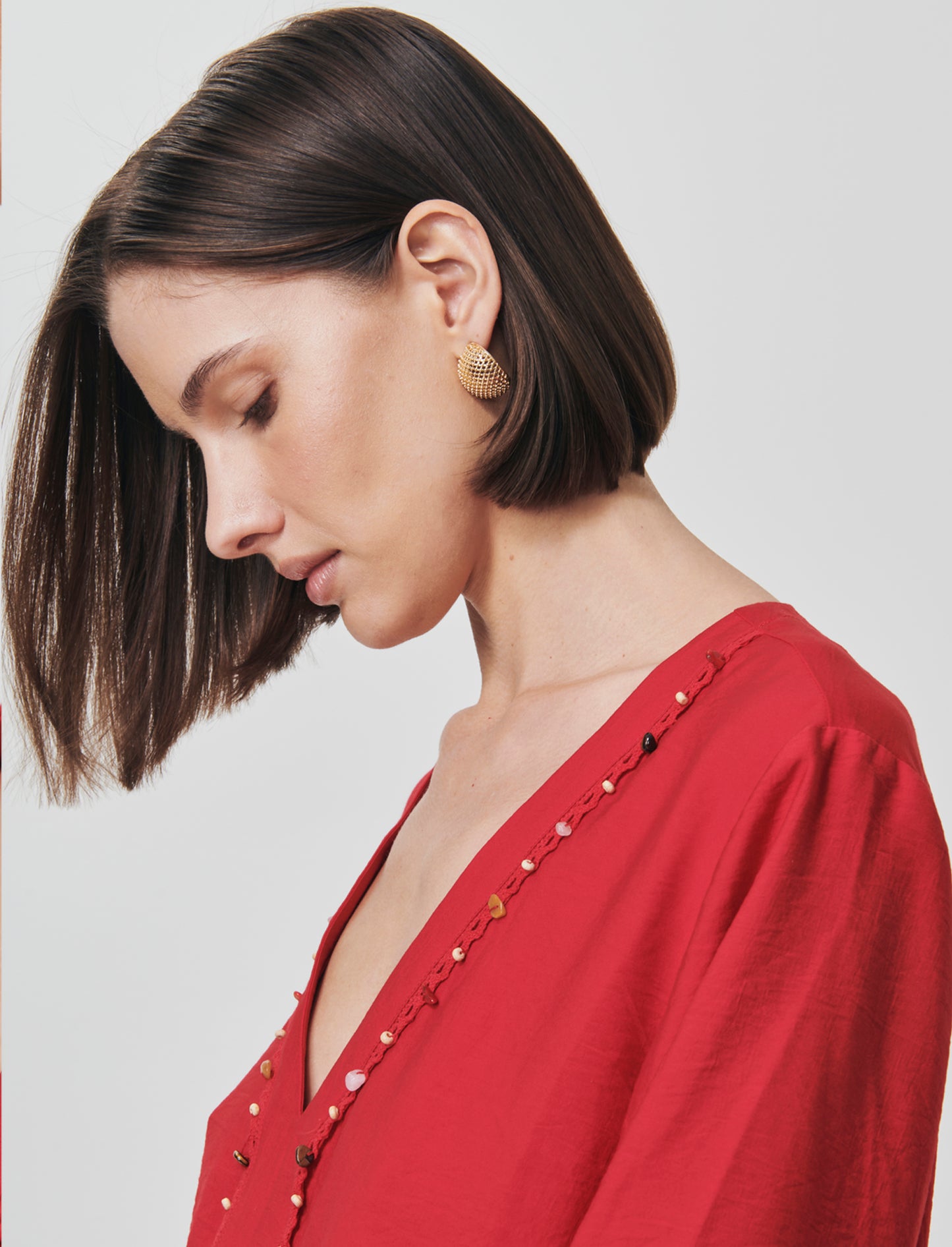 Blusa V Decorata con Perline Colorate - Rosso