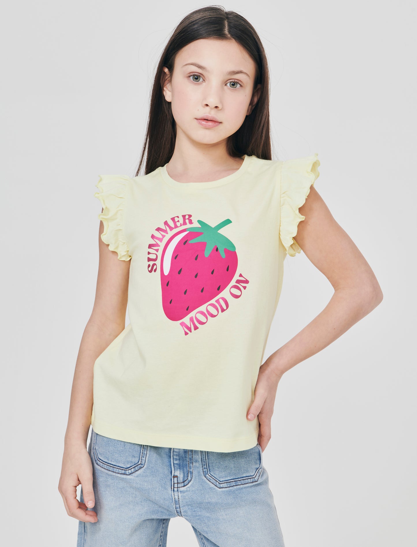 Summer T-shirt for girls with colorful print - Yellow