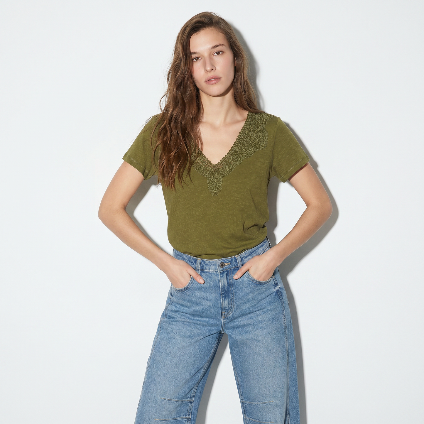 V-Neck T-Shirt with Trimming - Green