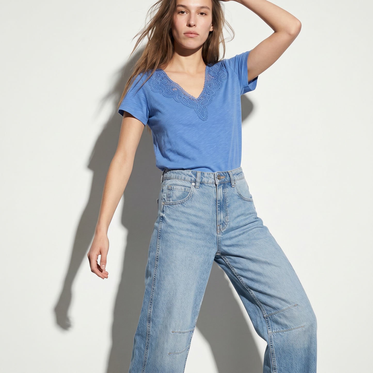 V-Neck T-Shirt with Trimming - Sky blue