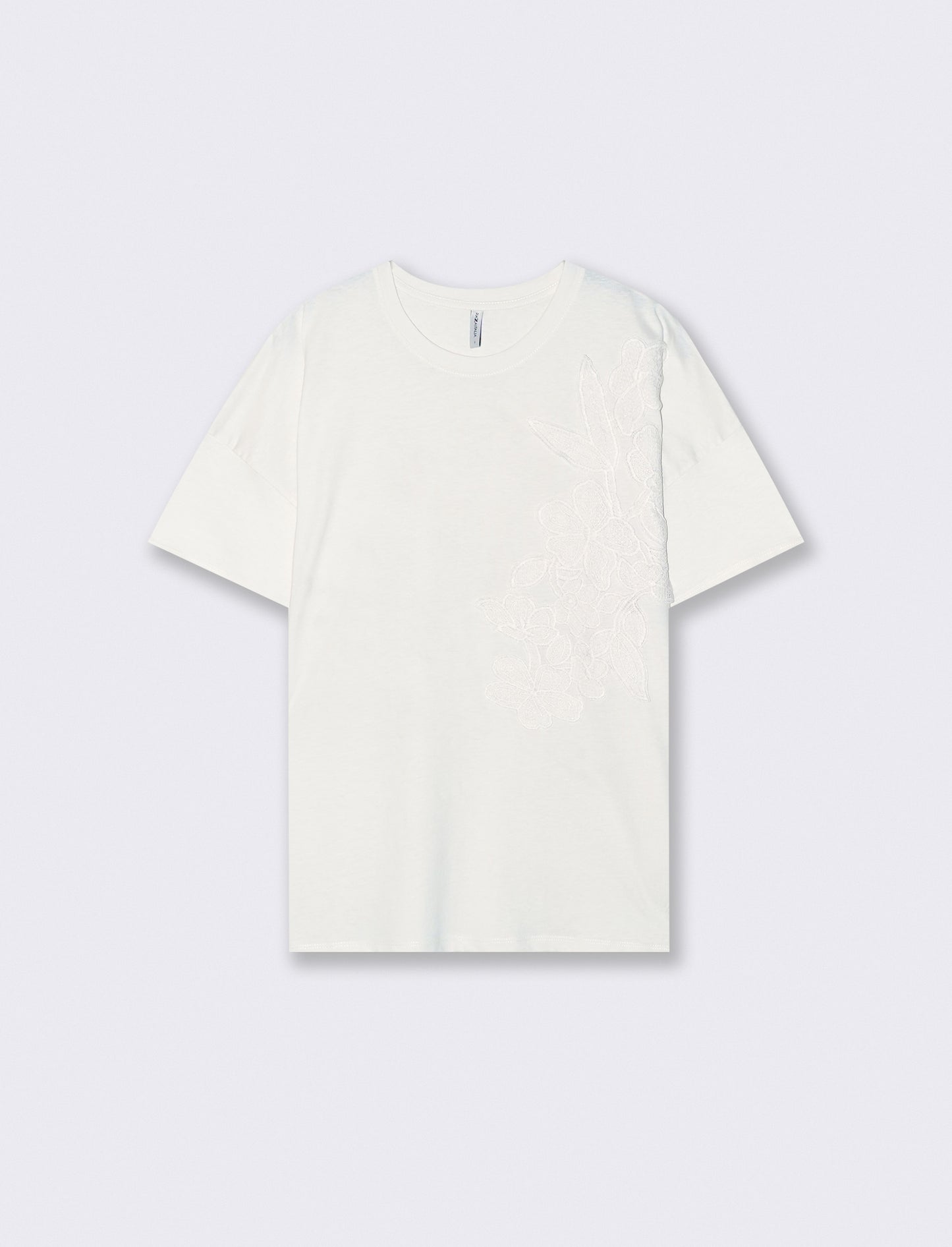 Basic T-shirt with tone-on-tone floral embroidery - Beige