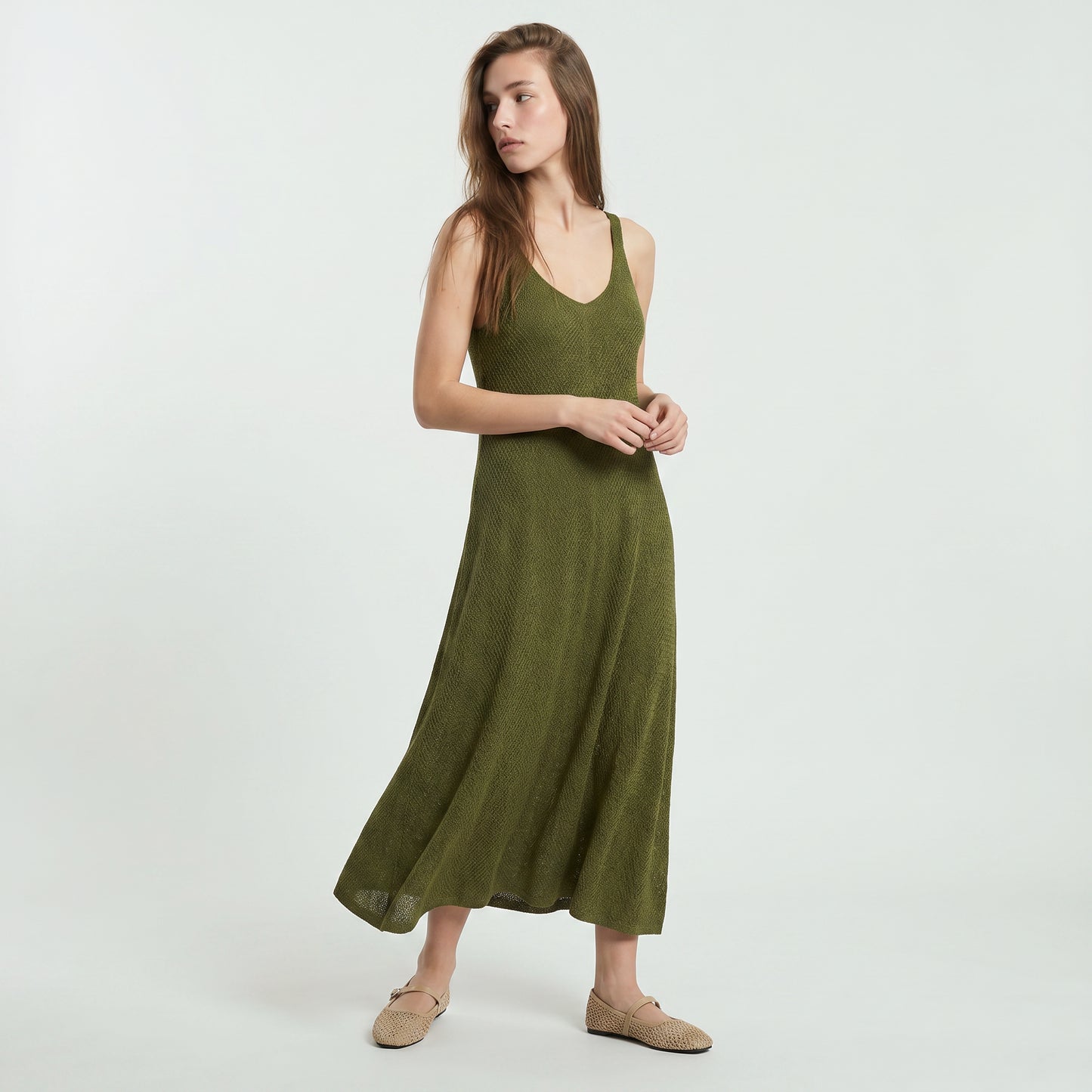 Vestito lungo smanicato con scollo a V - Verde abete