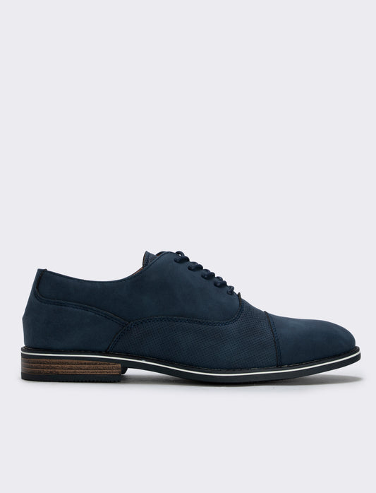 Scarpa stringata blu con suola a contrasto - Blu