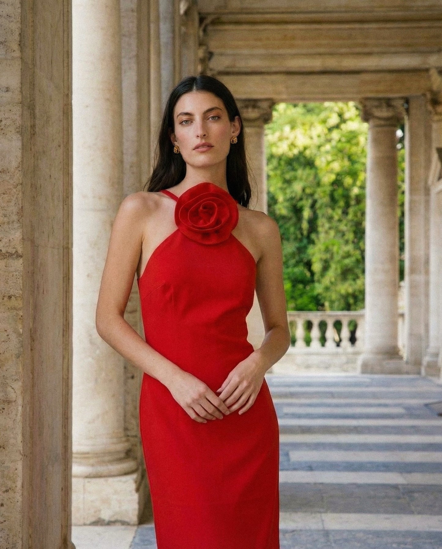 Vestito lungo con spalline e fiore decorativo - Aragosta