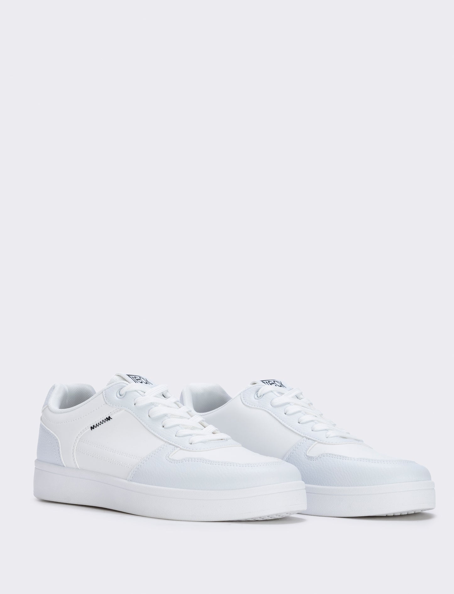 Men's white minimal sneakers in polyurethane - White