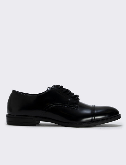 Scarpa stringata lucida in poliuretano nero - Nero