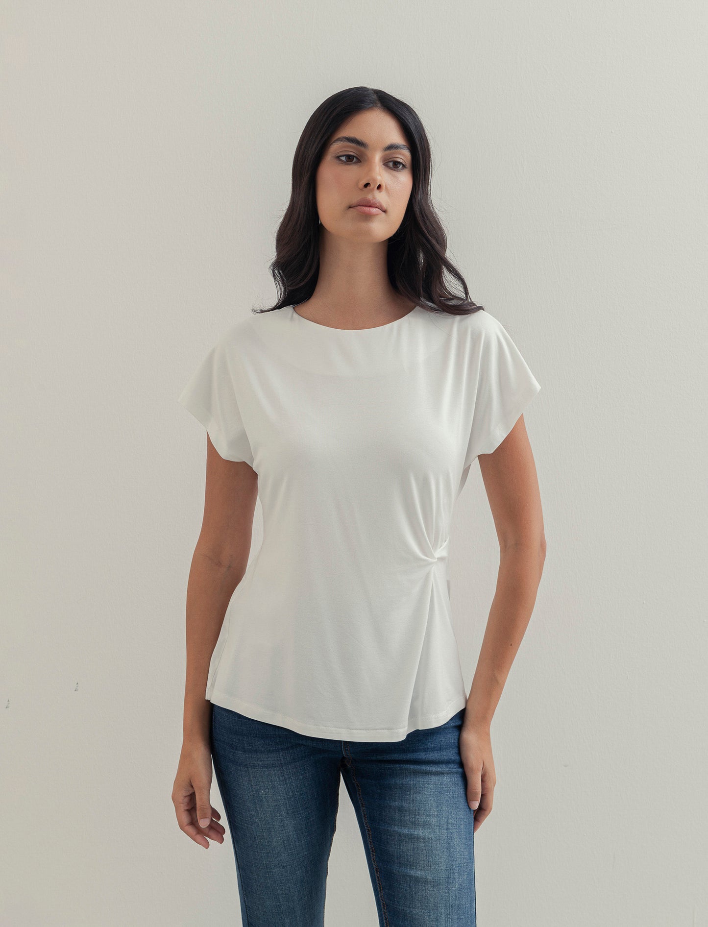 Tshirt con nodo in viscosa - Bianco latte