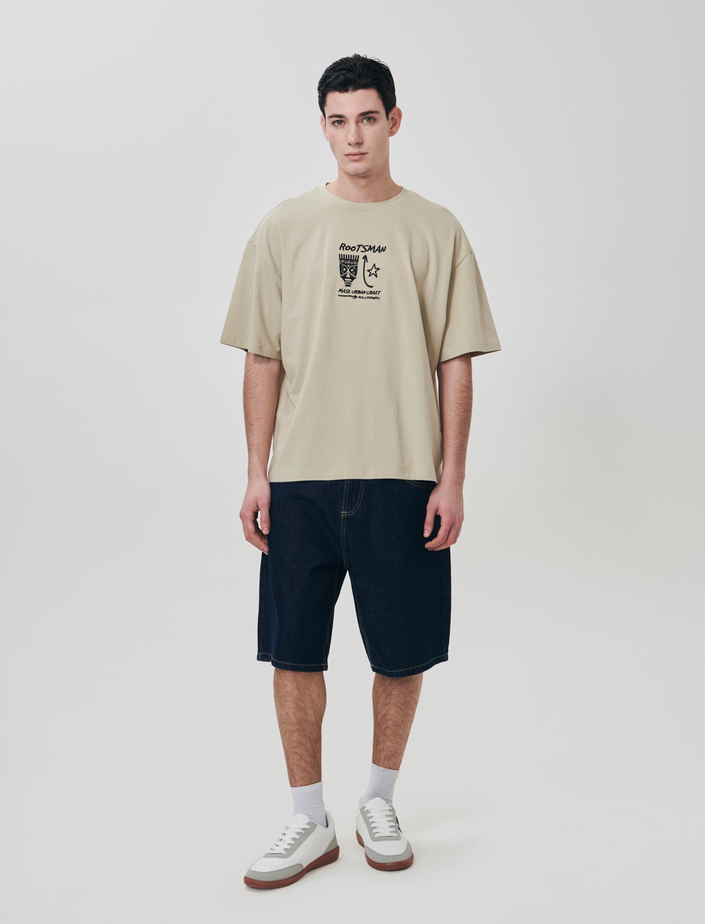 Embroidered T-shirt with original print - Grey
