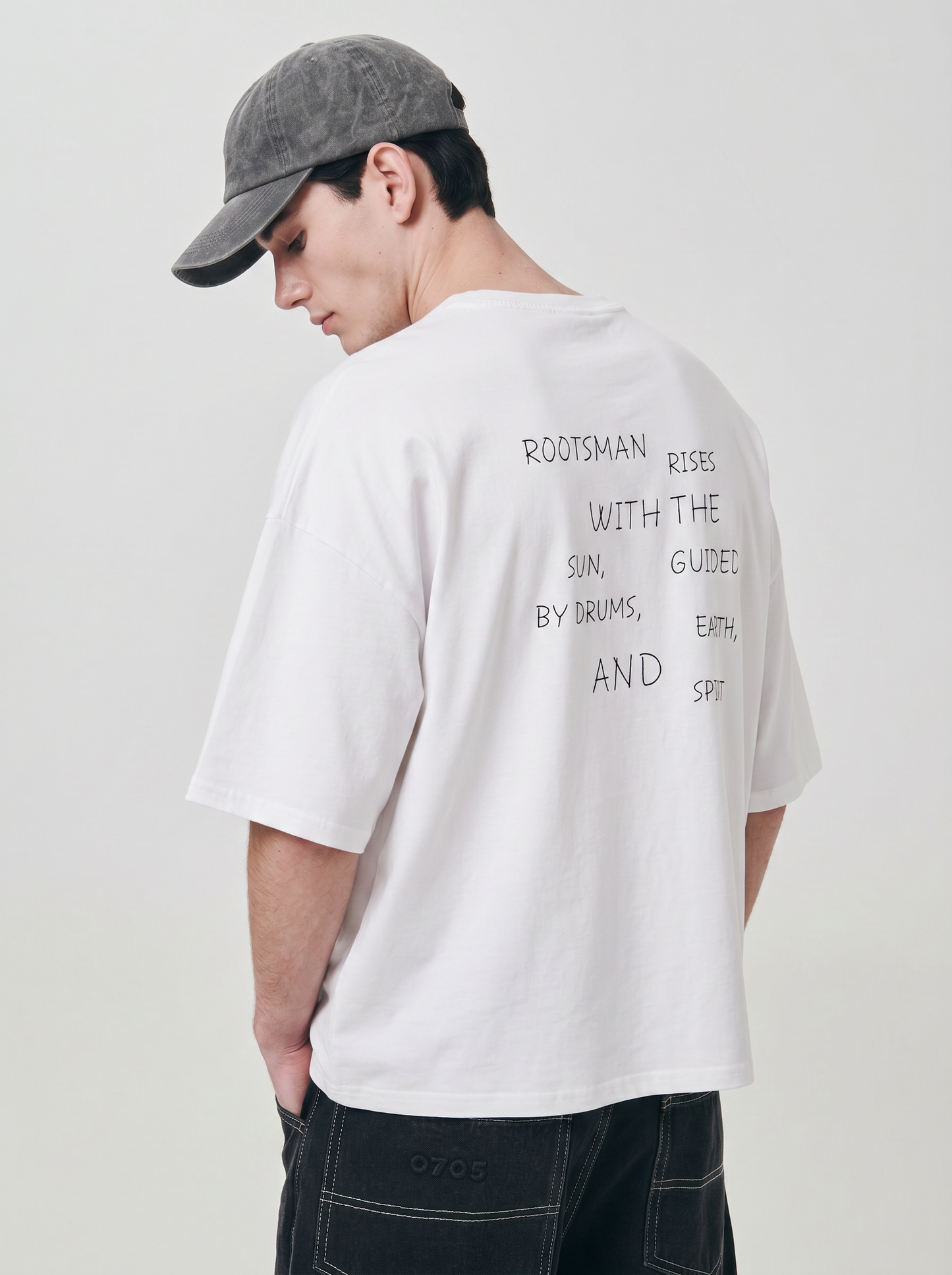 Boxy fit T-shirt with prints and embroidery - White
