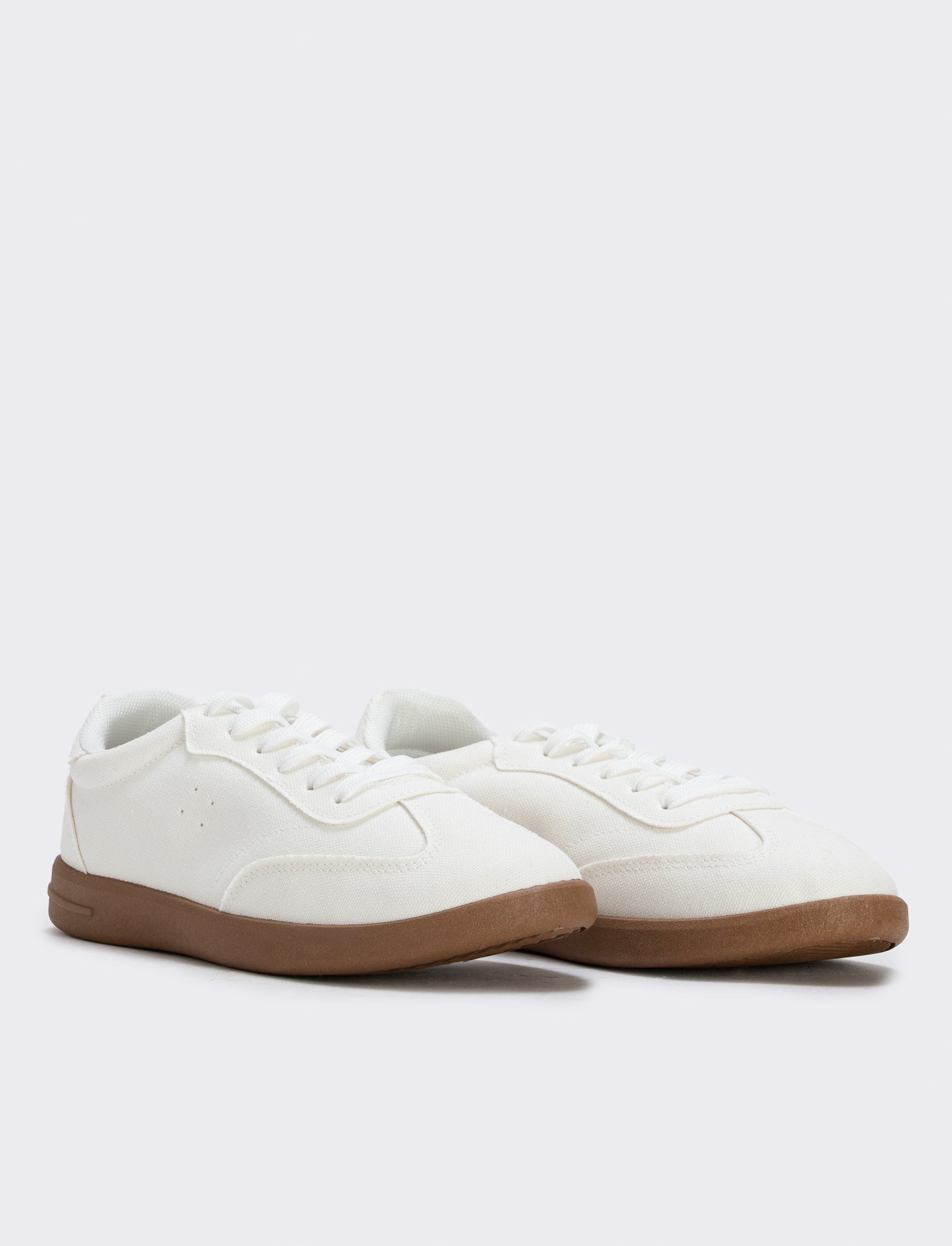 Minimal canvas sneakers for women - White