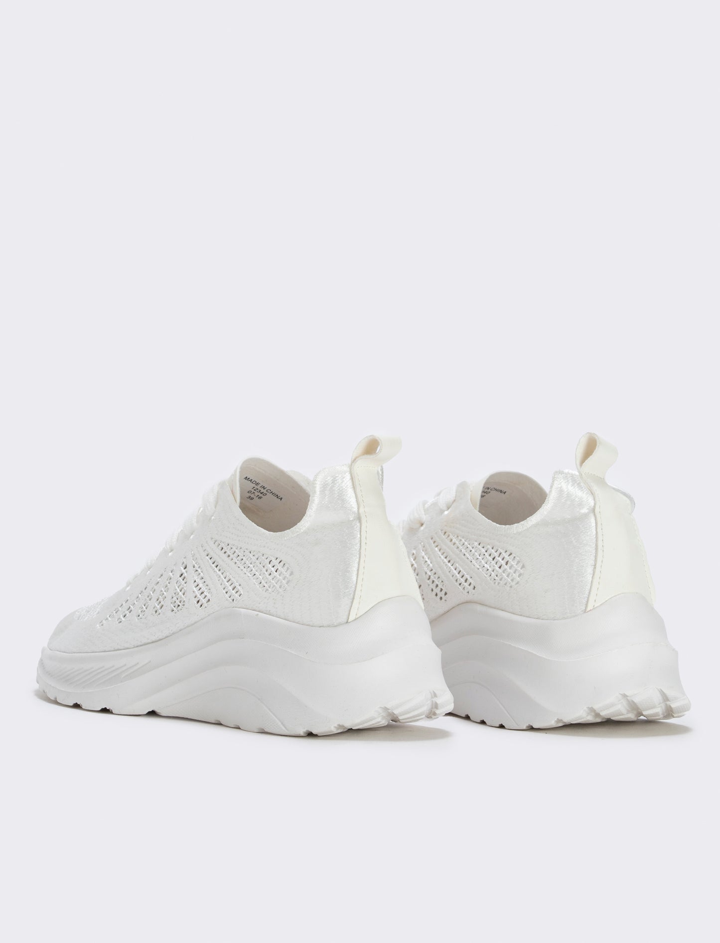 Sneakers in tessuto effetto ricamato - Bianco