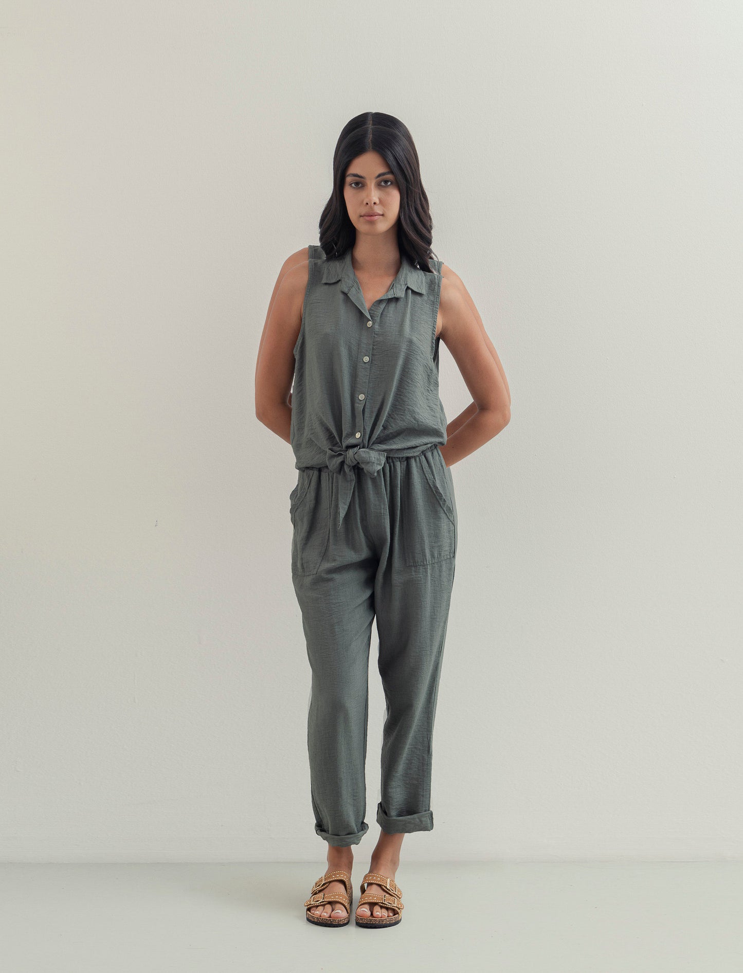 Pantalone con tasche a toppe ed elastico in vita - Ve.milit.