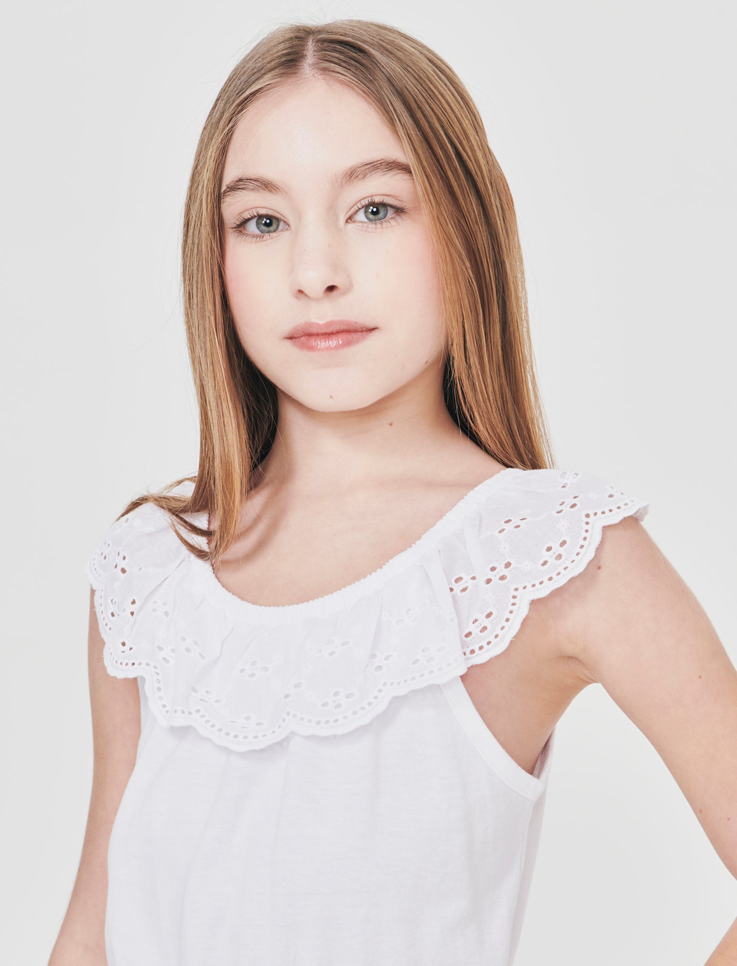 Top in jersey con rouches ricamate - Bianco