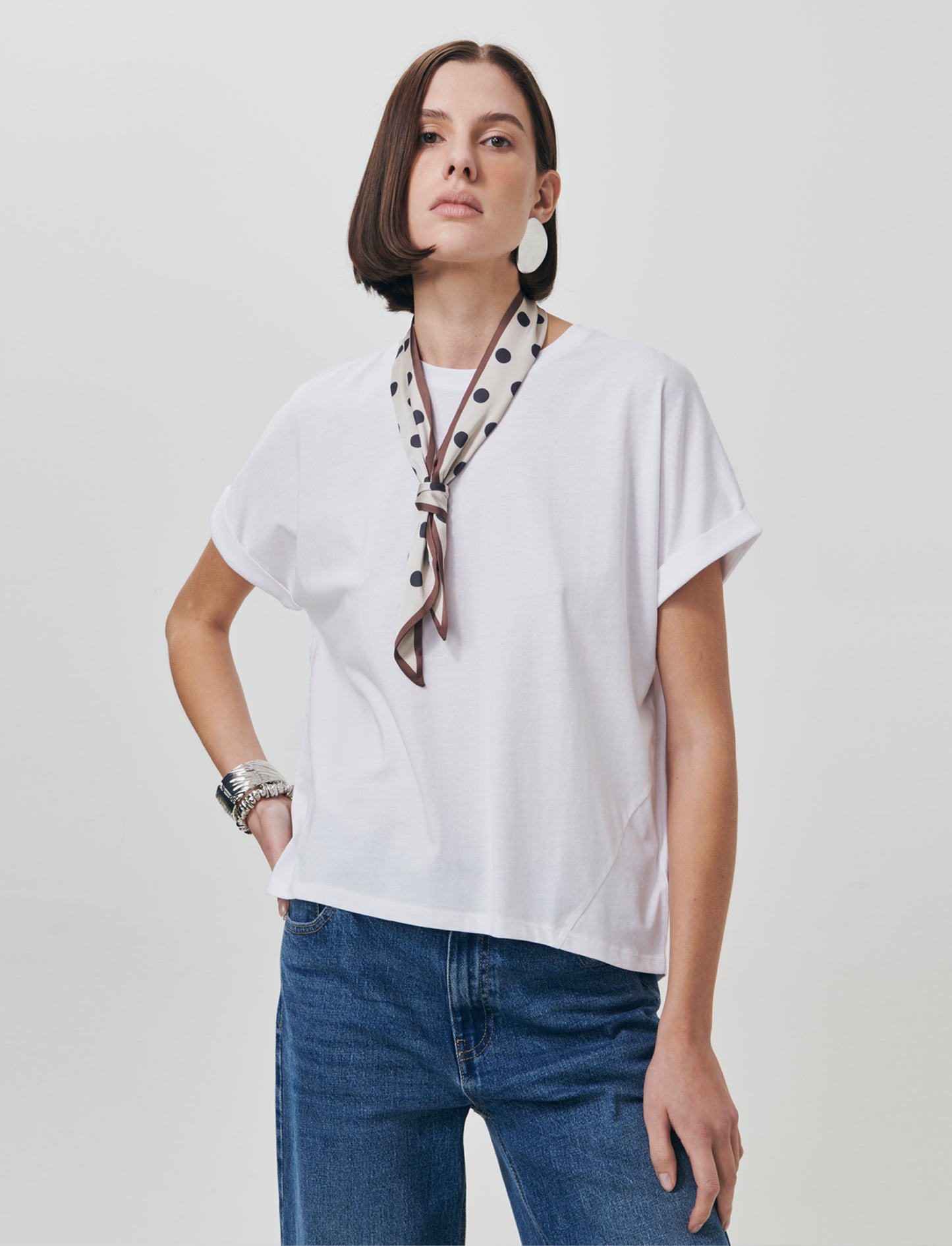 T-shirt in cotone con foulard incluso - Bianco
