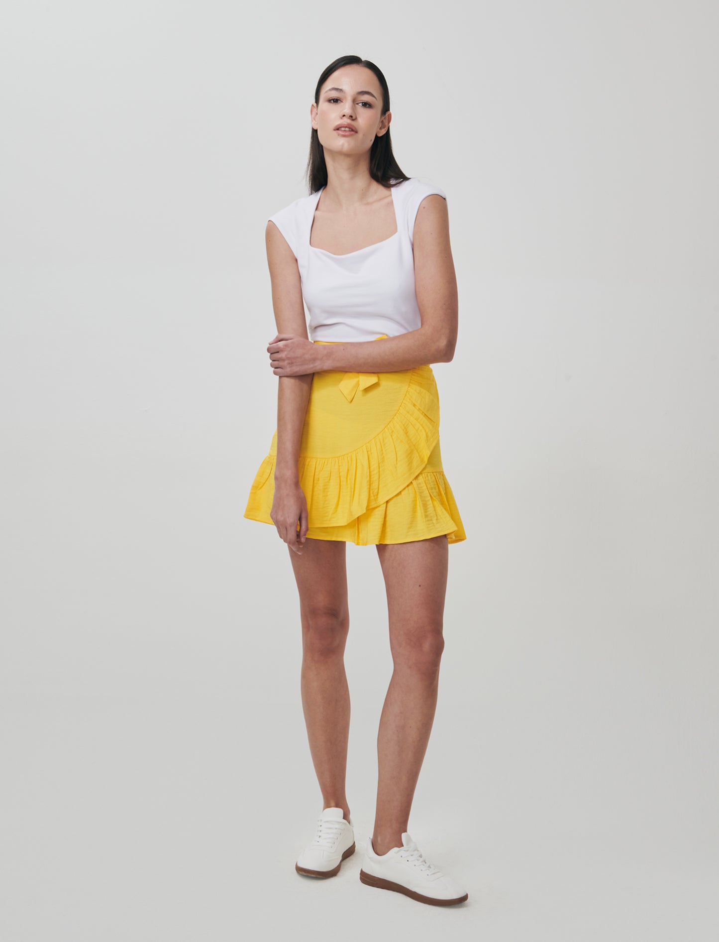 T-Shirt Slim con Spalla Scesa e Scollo Quadrato - Bianco