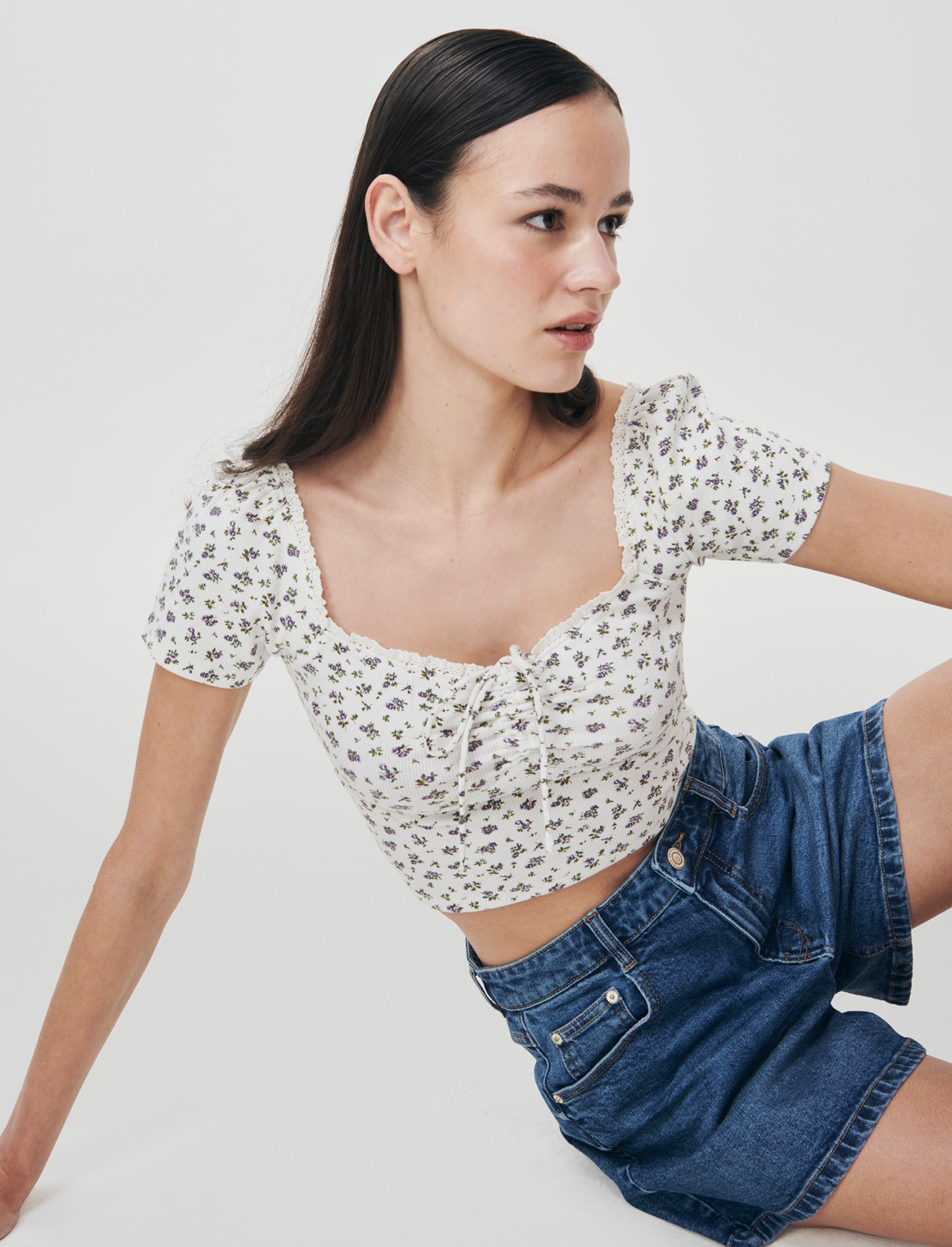 Top arricciato con manica corta slim - var 2