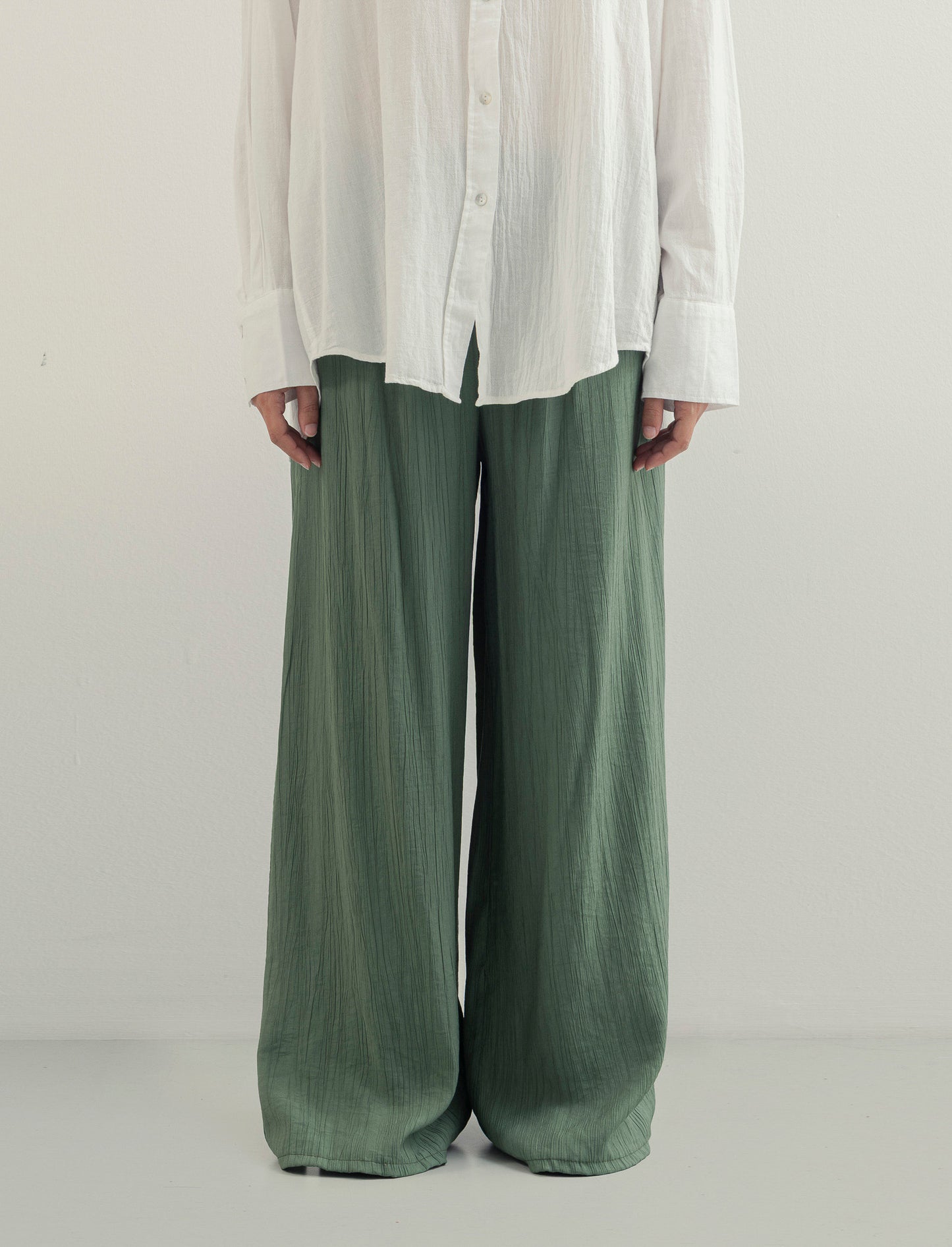 Pantalone largo con coulisse sottile - Ve.milit.