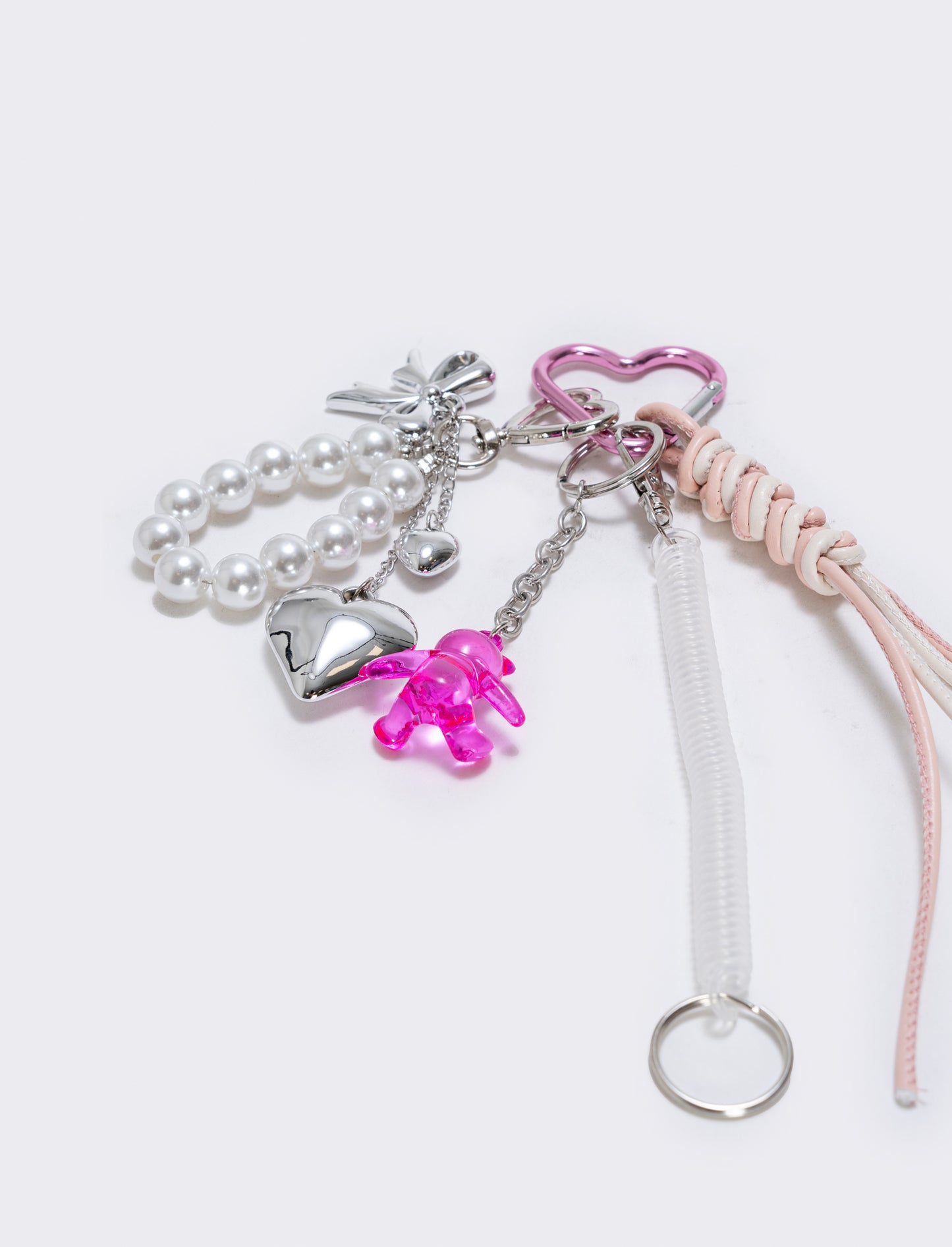il rosa a forma di cuore, che evoca dolcezza e romanticismo - Pink