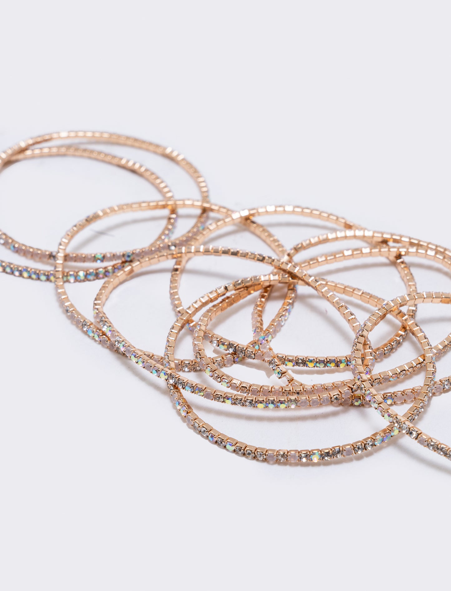 Elegant multi-strand bracelet with rhinestones - White