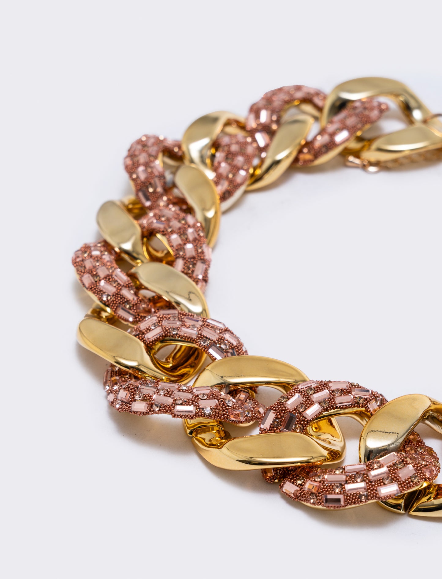 Collana grande con strass e catena - Rosa