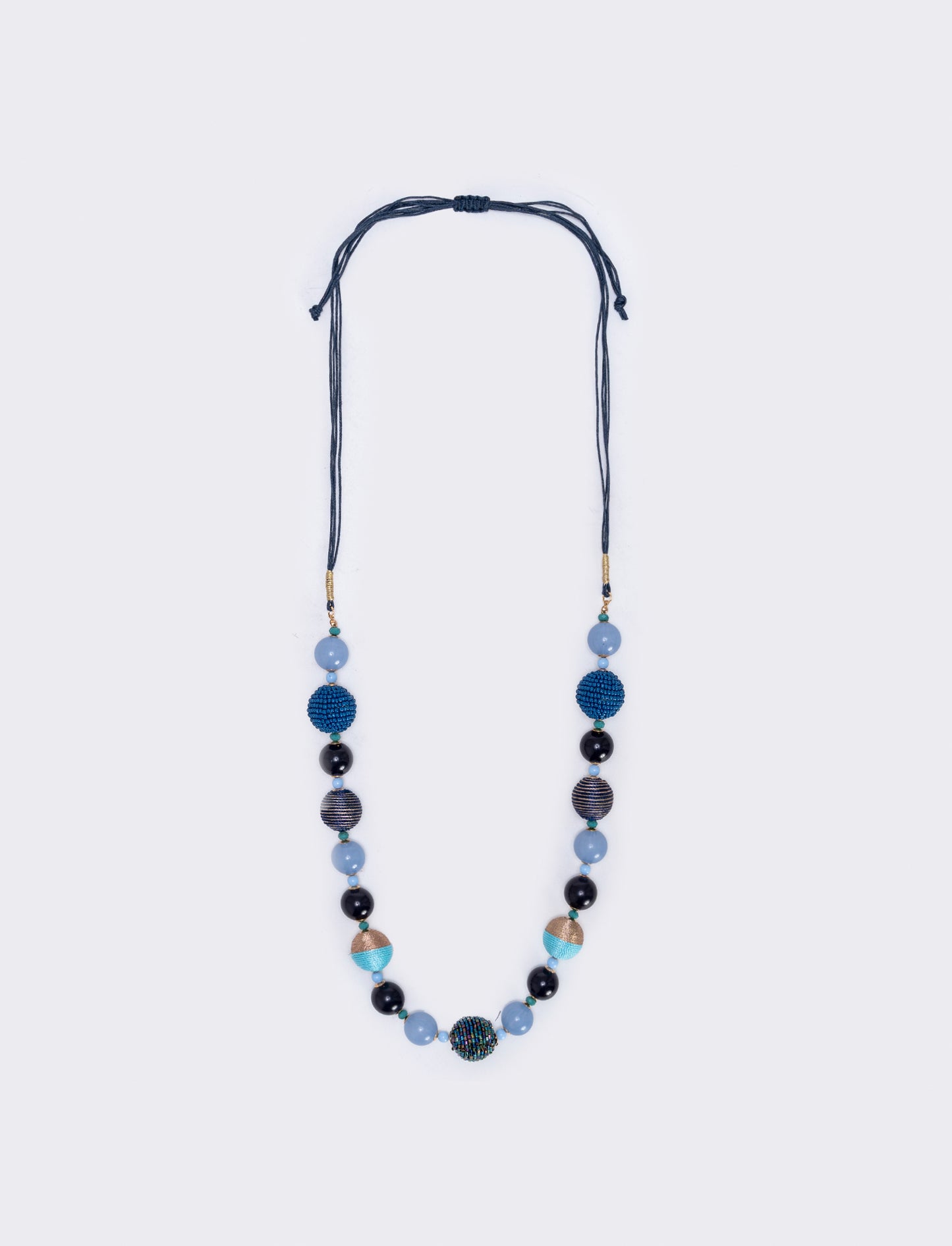 Elegant bead necklace - Blue