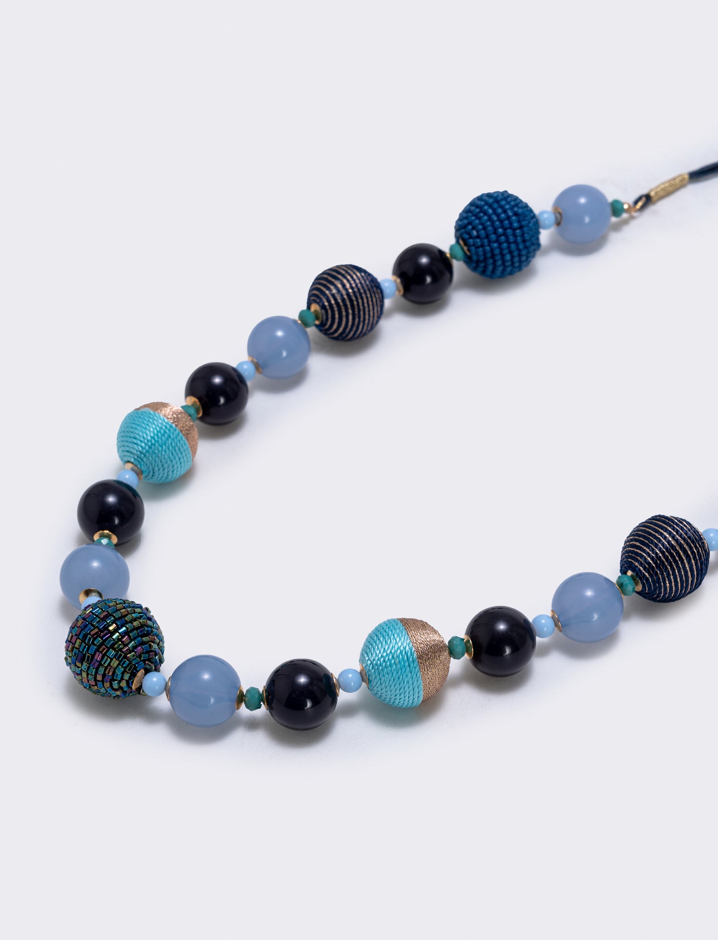 Elegant bead necklace - Blue