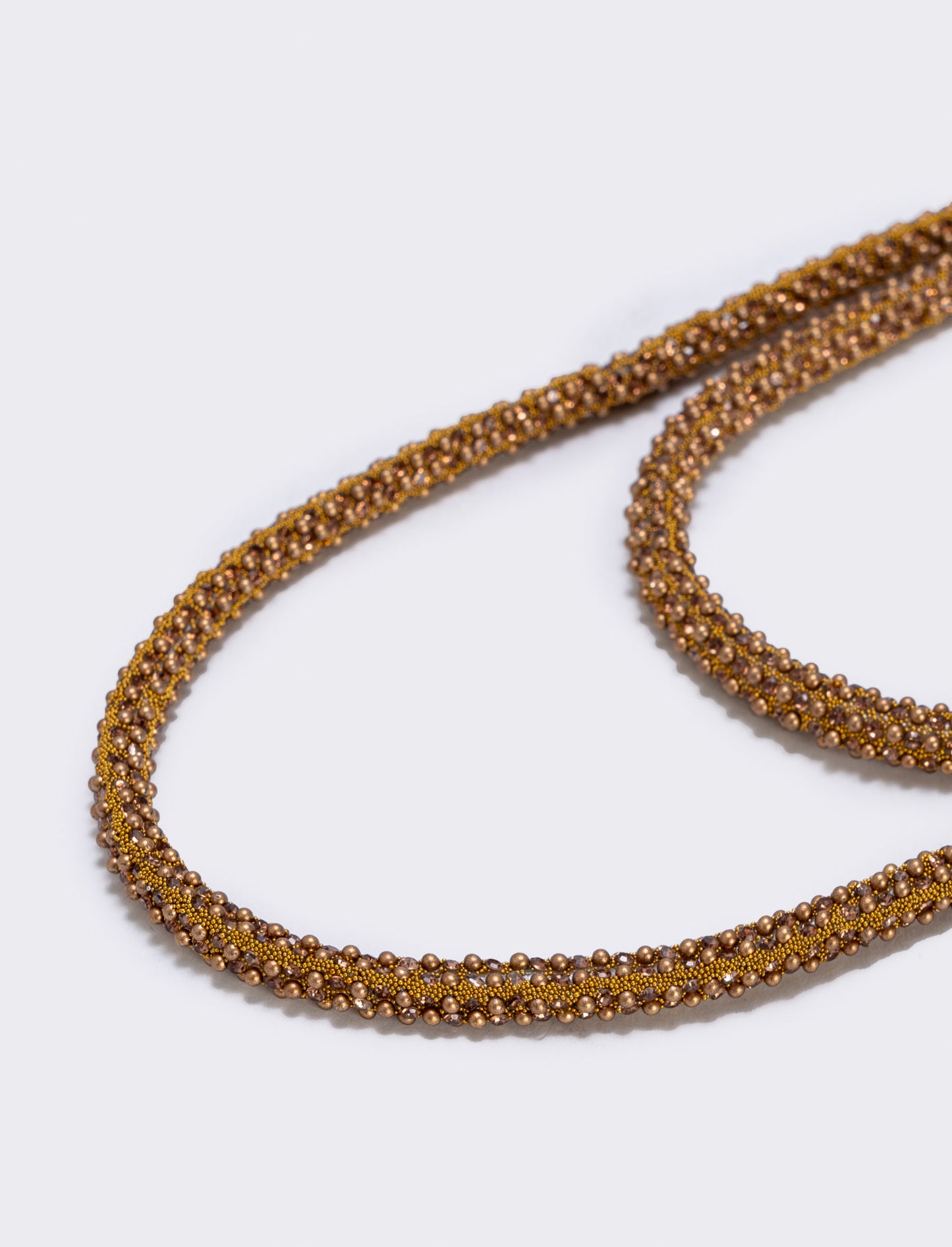 Collana tubolare perle e strass - Marrone