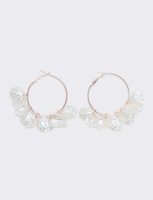 Hoop earrings with dangling petals - Gold